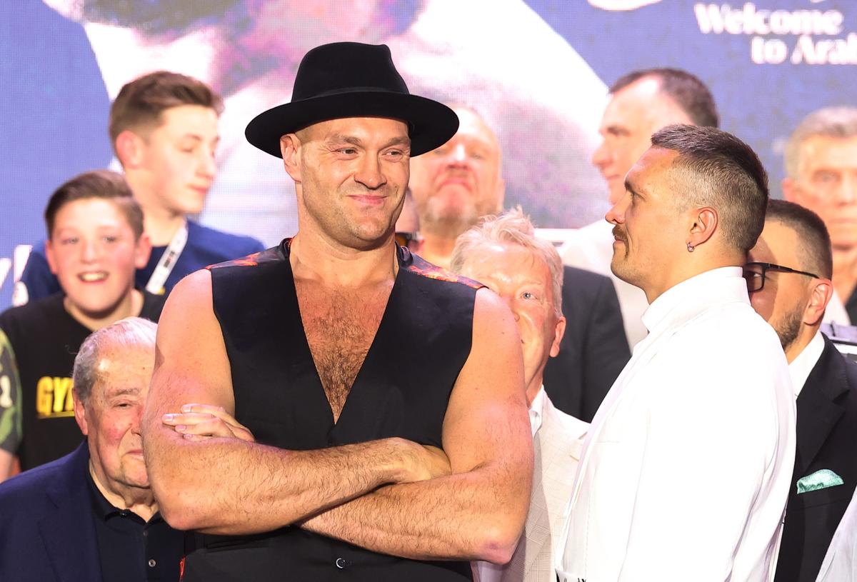 Tyson Fury - Oleksandr Usyk: meciul anului în box decide cine e campionul absolut la grea! Burse de aproape 200 de milioane + Incident șocant cu tatăl lui Fury