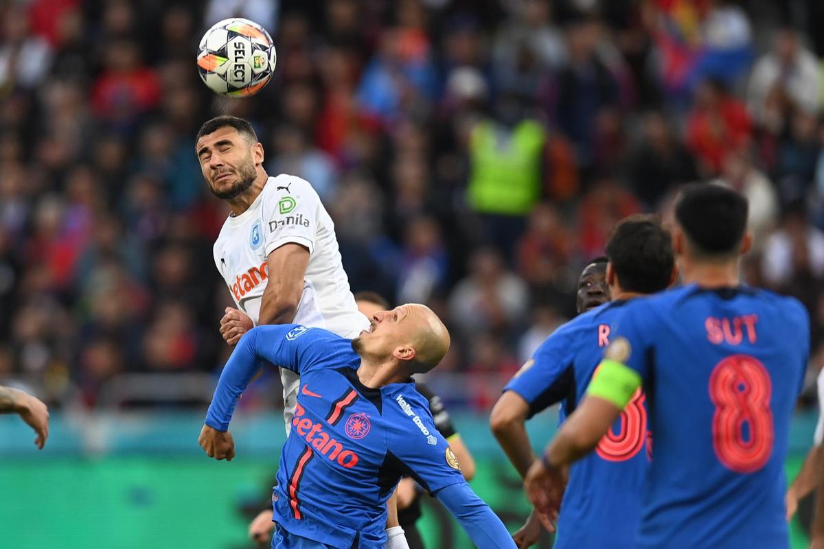 Mirel Rădoi, „săgeți” către adversara din play-off, imediat după eșecul cu FCSB: „Sunt împinși acolo sus”