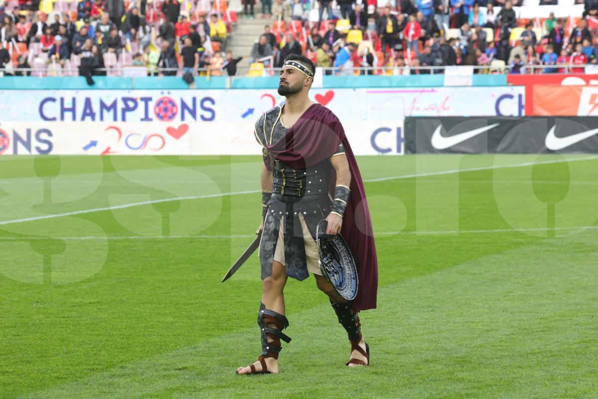 Rusescu n-a înțeles deghizarea unui campion de la FCSB: „Cred că a lipsit de la ședință”