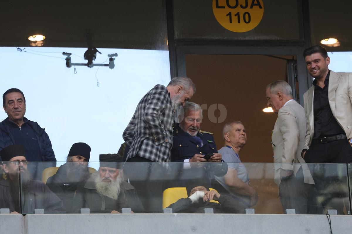 Marius Șumudică, ironizat de cel mai celebru fan al campioanei FCSB: „Înseamnă că se pricepe”