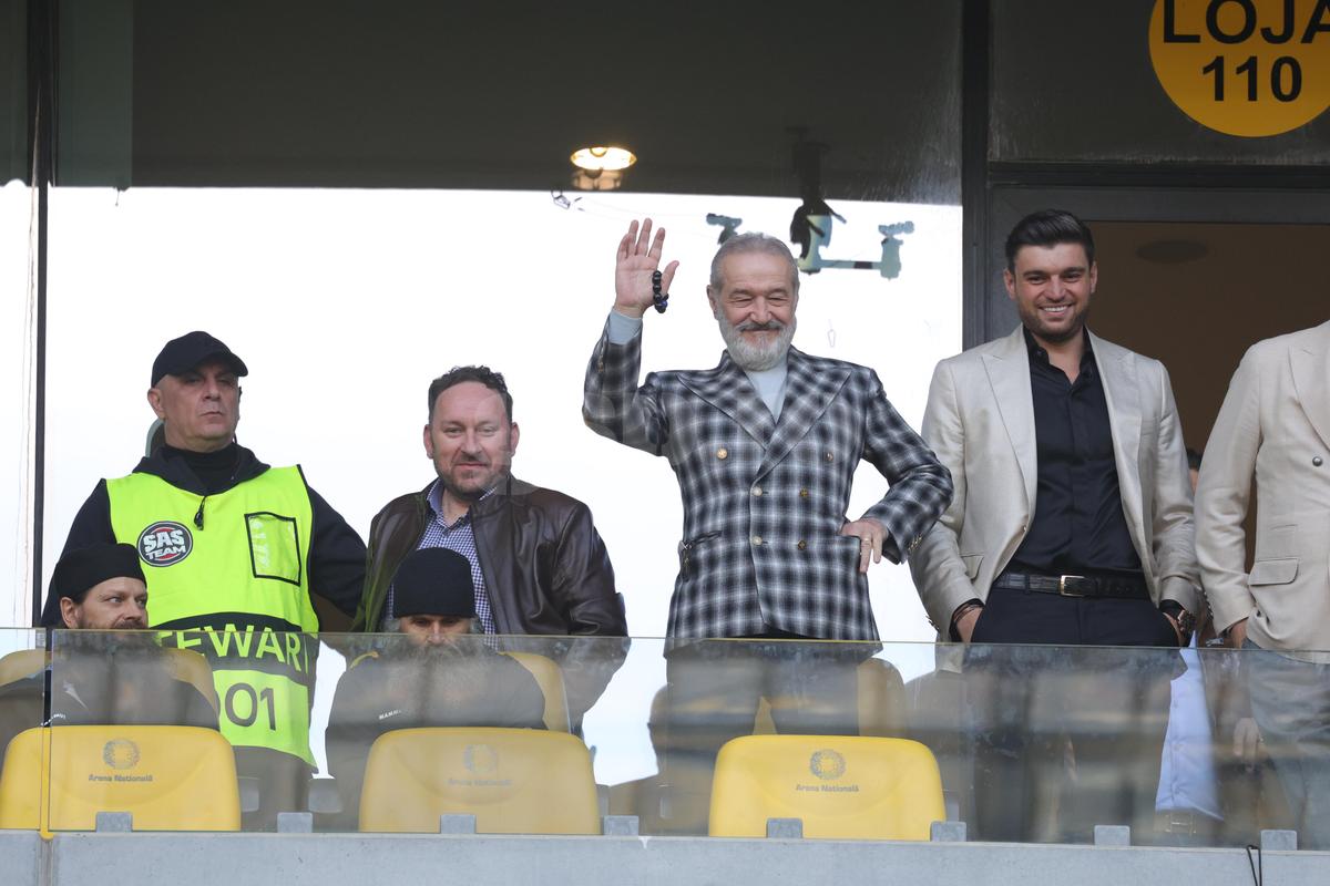 Gigi Becali, pe Arena Națională la FCSB - Universitatea Craiova  / foto GSP