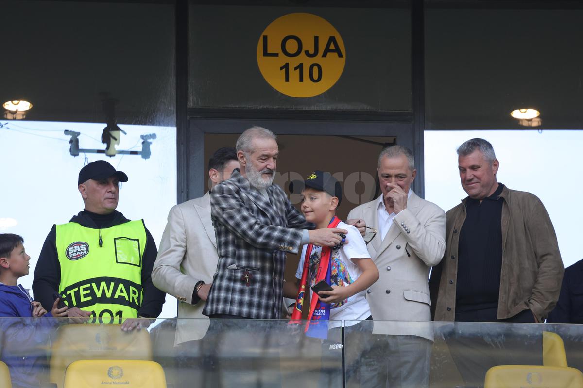 Gigi Becali, pe Arena Națională la FCSB - Universitatea Craiova  / foto GSP
