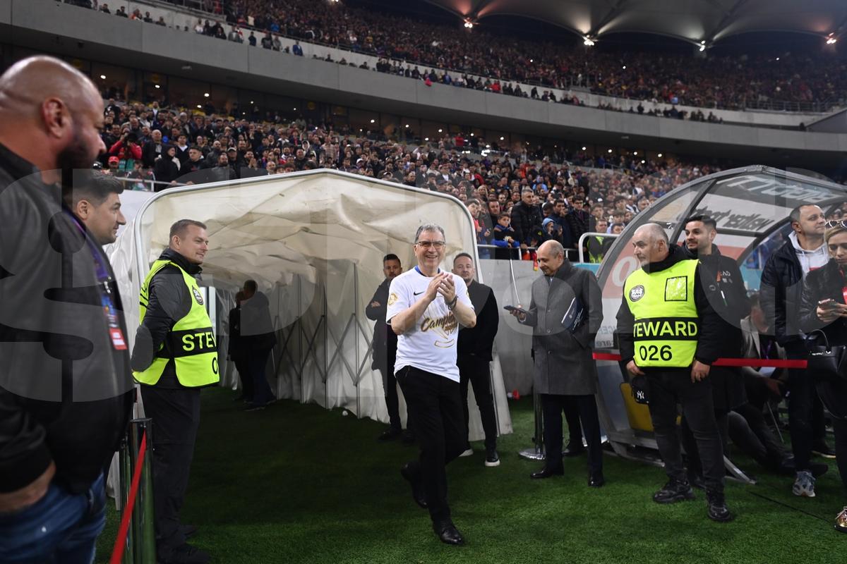 Omul-cheie de la FCSB, uluit de fotbalistul din Superliga: „Trebuie făcute teste pe el. Trebuie dus la laborator și luat sânge!”