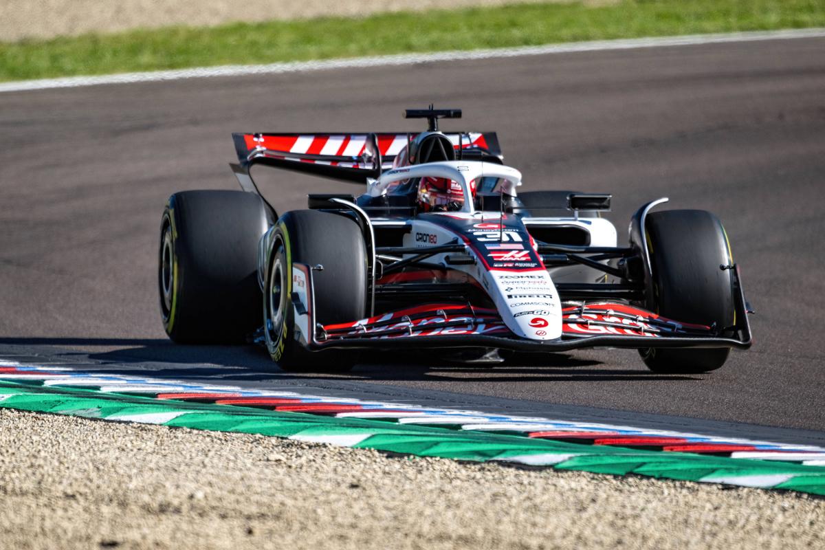 Lewis Hamilton, declarații curioase, după umilința din calificările de la Imola: „Am făcut progrese”