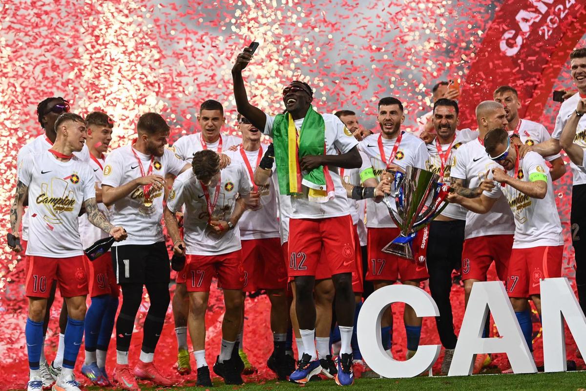 Mircea Lucescu surprinde la „Prietenii lui Ovidiu”: „Vorbeam cu Gigi Becali la telefon și are dreptate! Asta trebuie să facă jucătorii”