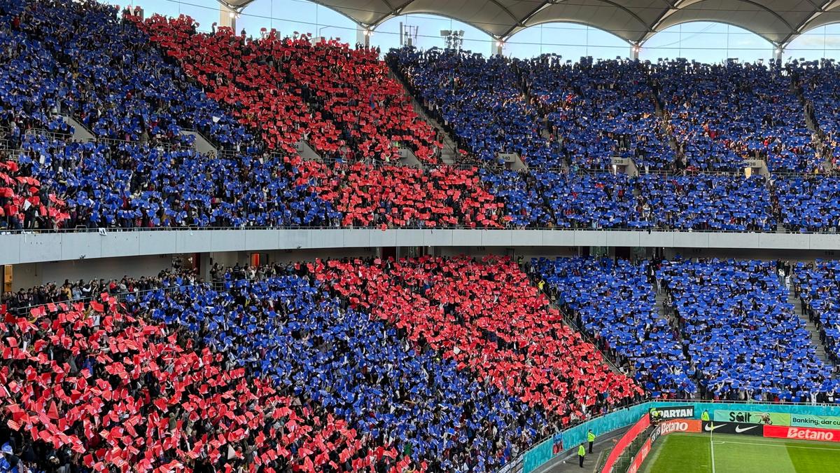 Galeria celor de la FCSB, scandare îndreptată către Mirel Rădoi! Momentul, surprins de reporterii GSP
