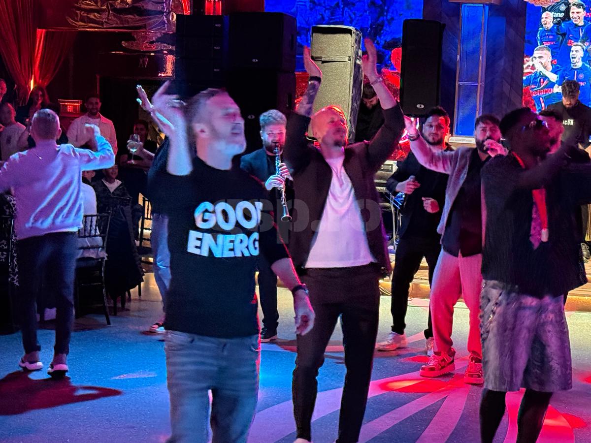 „De la Tănase, de la Tănase, de la Tănase!” » Campionul României a scos teancul cu bani și i-a „spart” pe lăutari