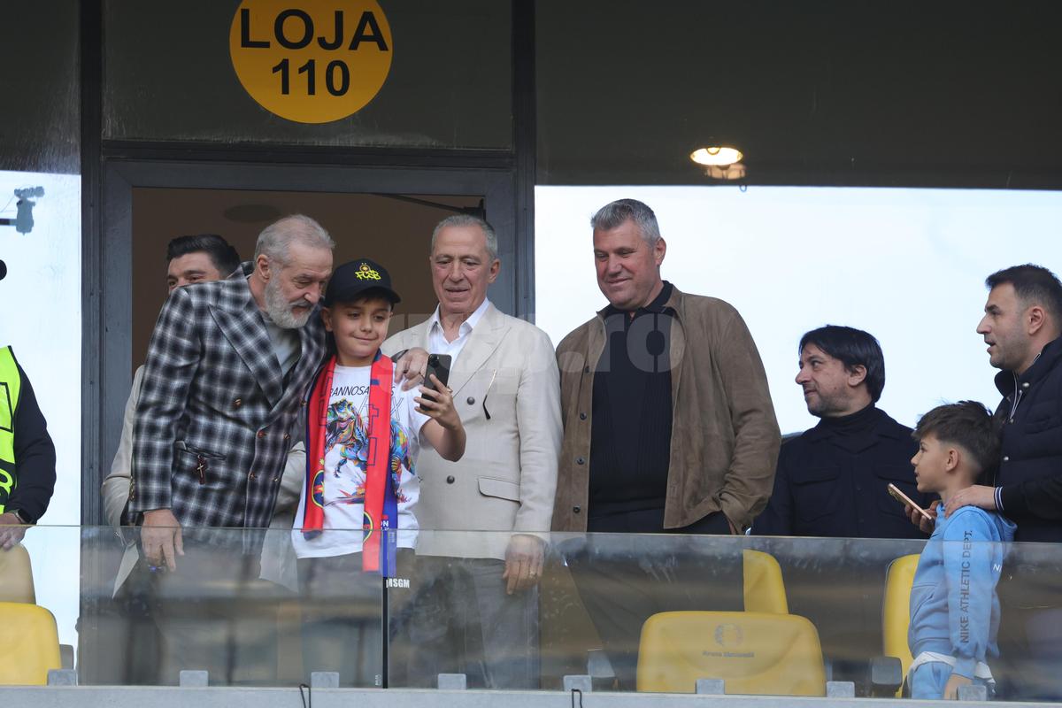 Gigi Becali, pe Arena Națională la FCSB - Universitatea Craiova  / foto GSP