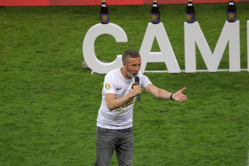 Imagini antologice » FCSB primește titlul de campioană ACUM