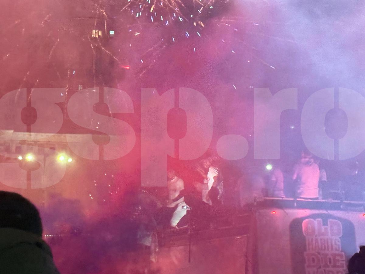 Basarab Panduru, șocat după party-ul de titlu al FCSB-ului: „Incredibil! Cum să nu dea nimeni 5 milioane pe el?”