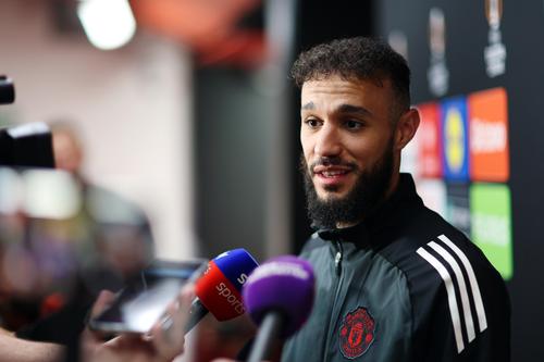 Mazraoui, afectat de înfrângerile lui United din Premier League // FOTO: Getty Images