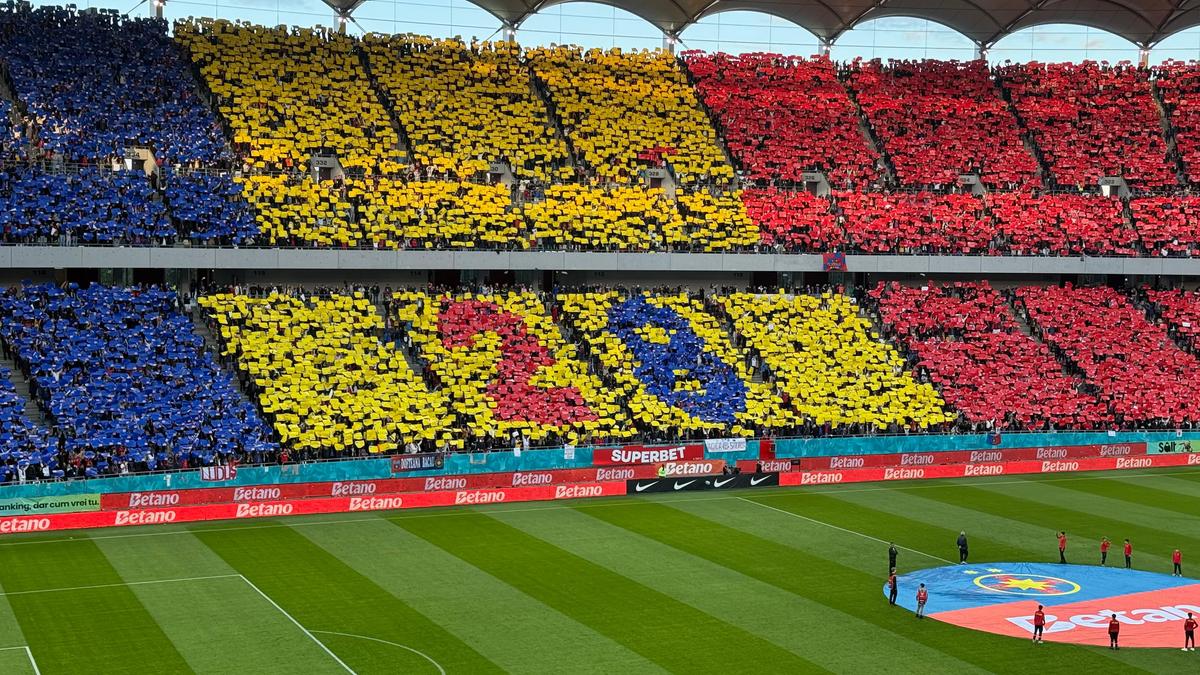 Galeria celor de la FCSB, scandare îndreptată către Mirel Rădoi! Momentul, surprins de reporterii GSP