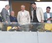 Mihai Mincu, Ilie Năstase, Teia Sponte, Gigi Becali. FCSB, campioană Superligă 2024-2025. Foto: Ionuț Iordache (GSP.RO)