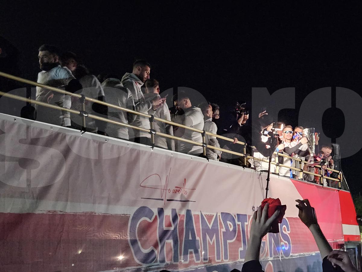 FCSB, petrecere în autocar