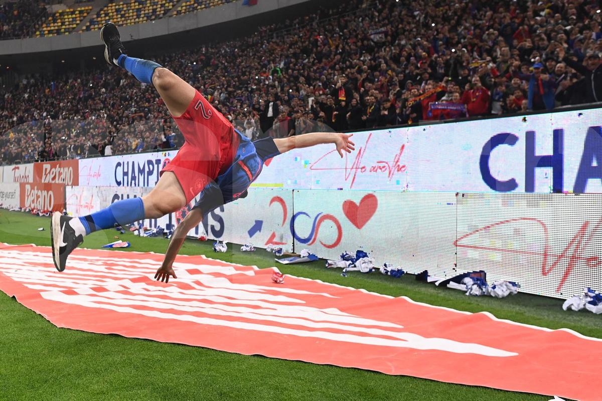 Cele mai tari imagini de la petrecerea de titlu a FCSB-ului