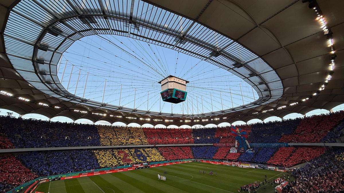 Galeria celor de la FCSB, scandare îndreptată către Mirel Rădoi! Momentul, surprins de reporterii GSP