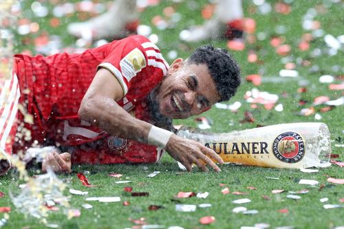 Luis Diaz a primit „botezul” berii la Munchen / Foto: GettyImages