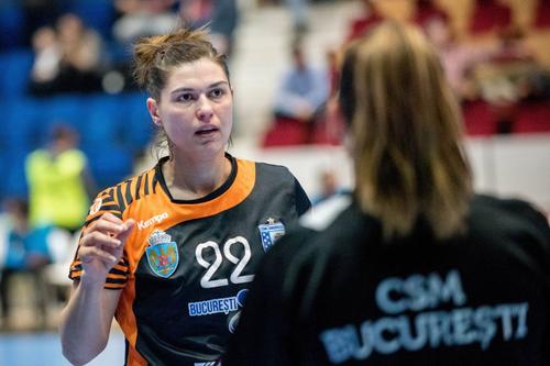 Oana Manea, în tricoul lui CSM București/Foto: Imago Images