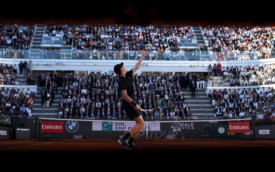 Jannik Sinner pe Terenul Central la Foro Italico FOTO Guliver/GettyImages Jannik Sinner, reacții după victoria de la Roma: „Urmează cel mai important turneu al anului pentru mine”