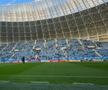 Chiar e atmosferă de titlu! Cum i-au așteptat ultrașii pe jucătorii Craiovei + clujenii, nevoiți să schimbe planul