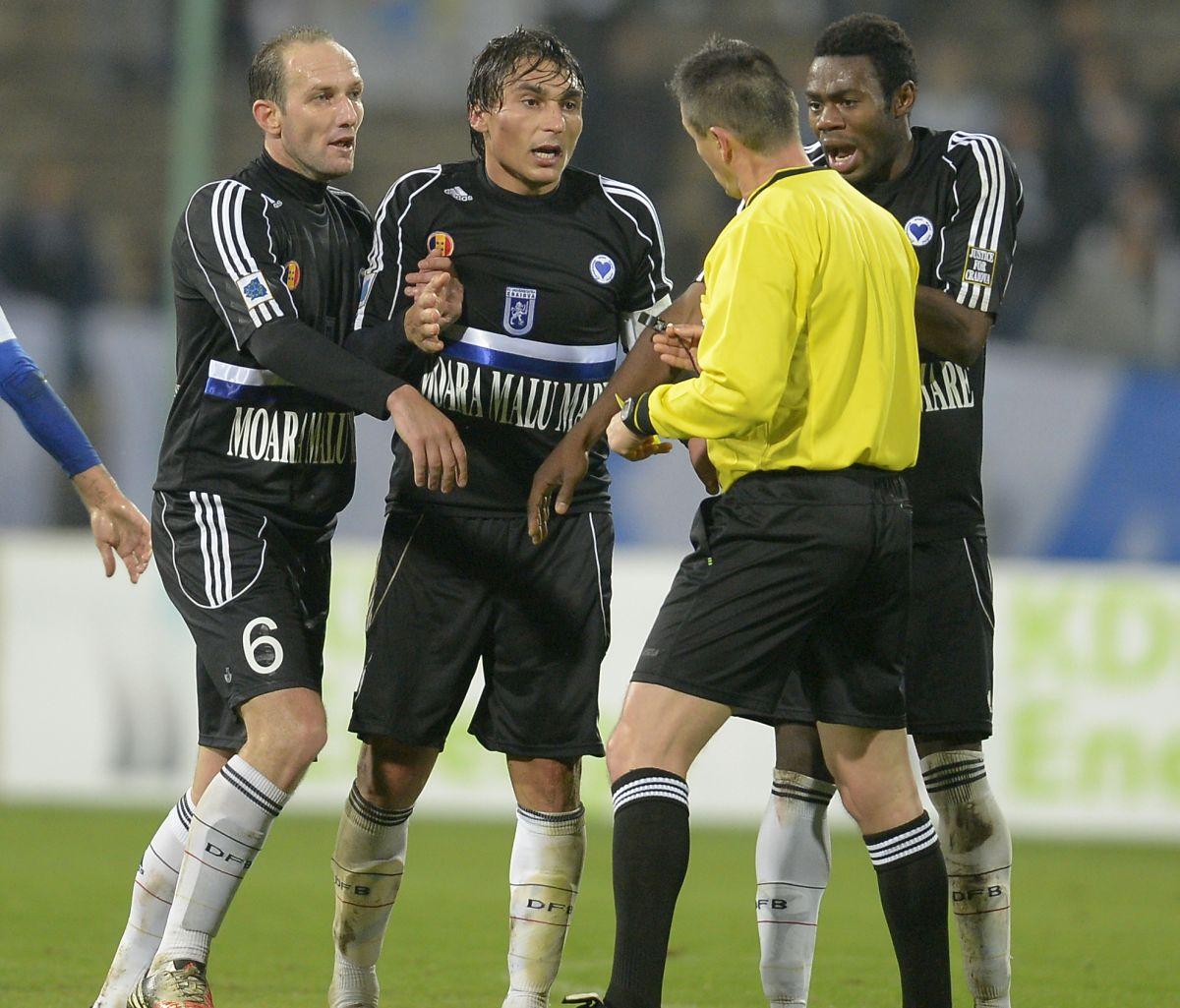 CS Universitatea - FC Universitatea Craiova, în toamna lui 2013: meci istoric pe „Oblemenco”