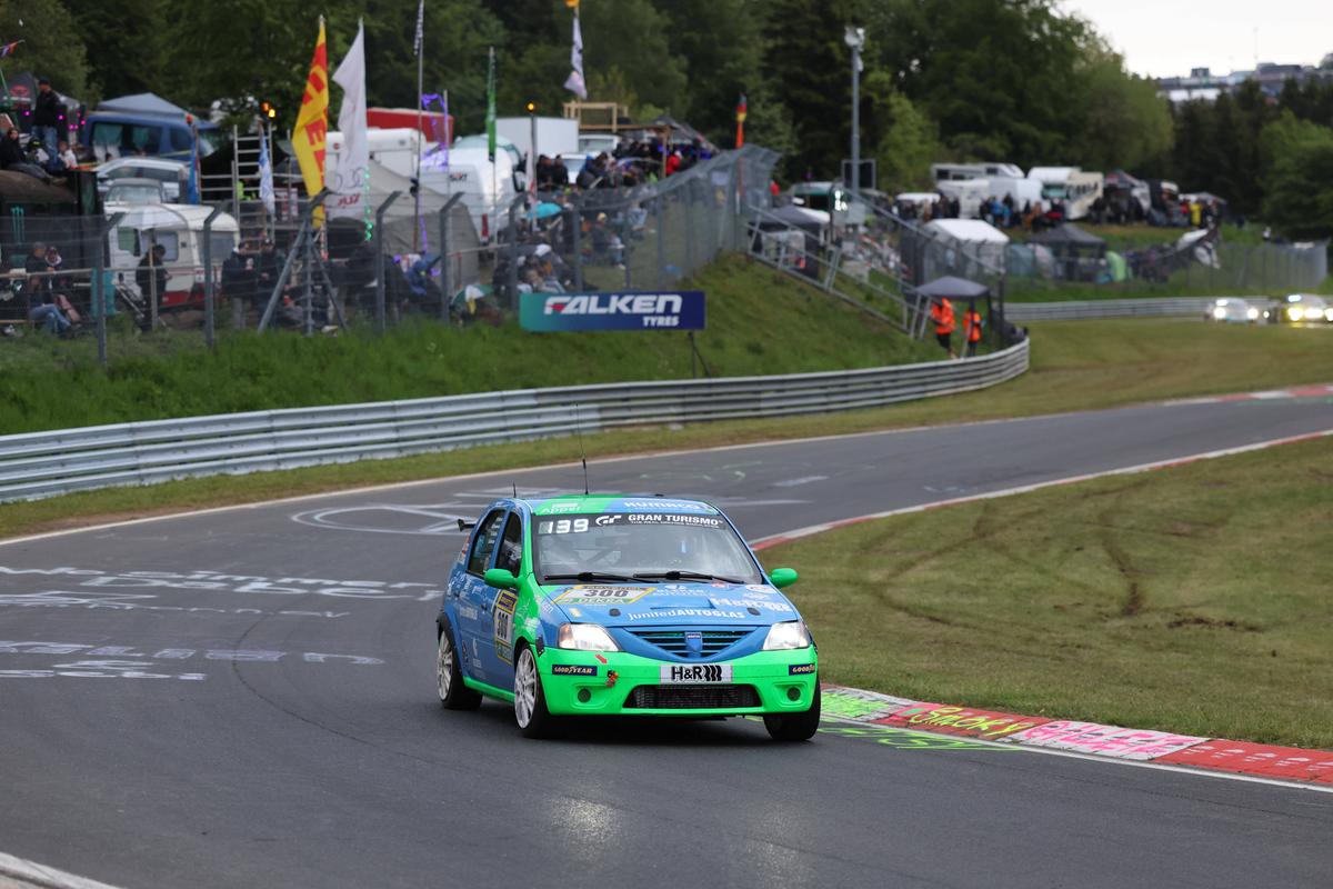 Dacia Logan, în centrul atenției pe circuitul de la Nurburgring 2026
