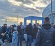 Chiar e atmosferă de titlu! Cum i-au așteptat ultrașii pe jucătorii Craiovei + clujenii, nevoiți să schimbe planul