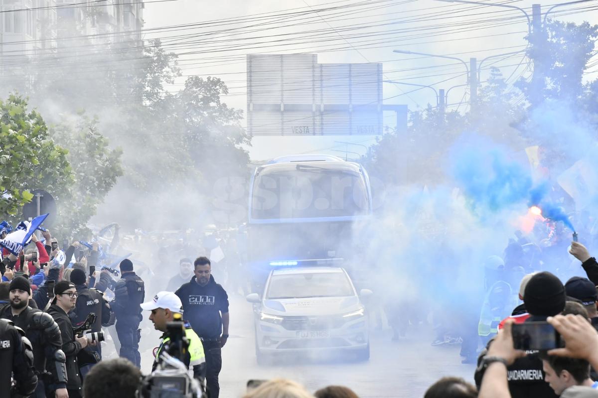 Fotografii de Cristi Preda (GSP) înainte de Craiova - U Cluj