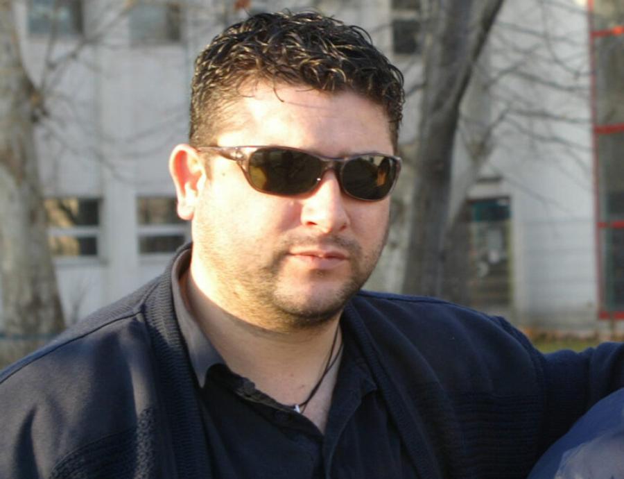 Vicențiu Iorgulescu în 2011 Cine e personajul misterios de lângă Gică Hagi și Gino Iorgulescu » Fost conducător în Divizia A, acum de nerecunoscut