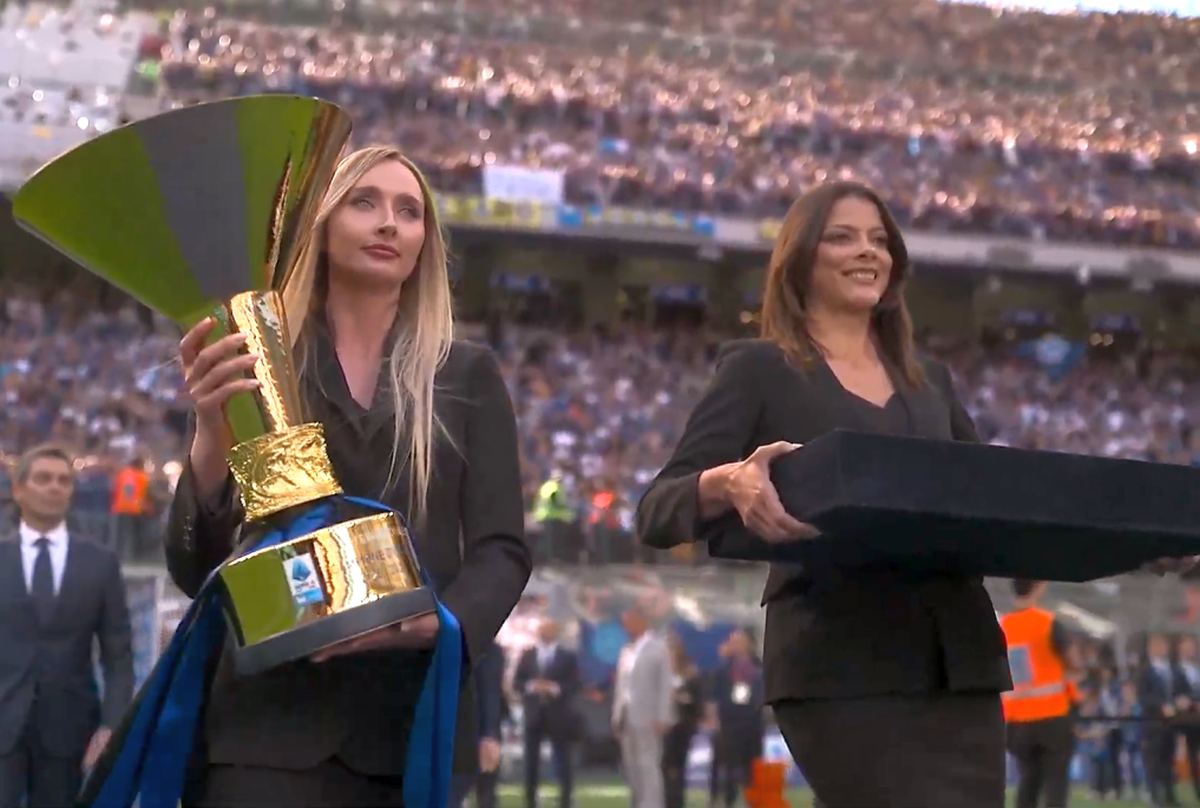 Cristi Chivu, descătușat la parada lui Inter! Accesoriul care a atras atenția, purtat de antrenor și de Marcus Thuram