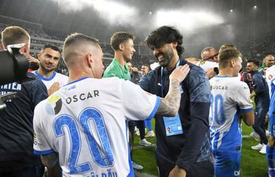 Obiectiv îndeplinit! Filipe Coelho, aruncat pe brațe de elevii lui: „Un singur cuvânt care să descrie tot?”