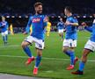 Dries Mertens (stânga) i-a adus calificarea lui Napoli în finala Cupei Italiei