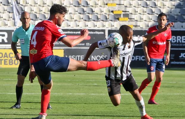 FCU Craiova, aproape de primul transfer în era Mutu » Se antrenează deja sub comanda „Briliantului”