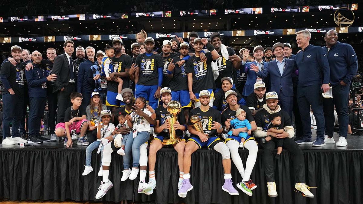 Dinastia Warriors! Golden State e din nou campioană NBA » Ridică trofeul chiar pe terenul lui Boston Celtics! Curry, MVP-ul finalei