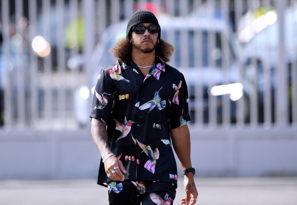 Lewis Hamilton, o nouă apariție inedită » Cum a apărut la Marele Premiu din Canada și o colecție cu cele mai inedite look-uri ale sale