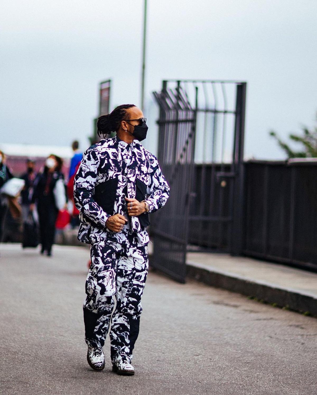 Lewis Hamilton, o nouă apariție inedită » Cum a apărut la Marele Premiu din Canada și o colecție cu cele mai inedite look-uri ale sale