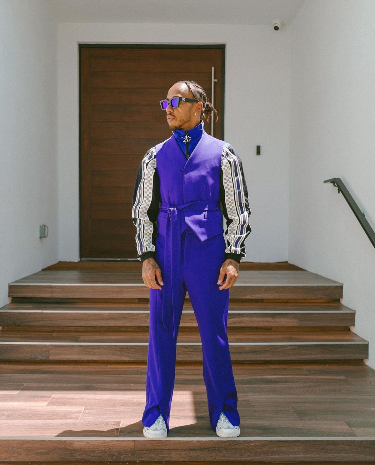 Lewis Hamilton, o nouă apariție inedită » Cum a apărut la Marele Premiu din Canada și o colecție cu cele mai inedite look-uri ale sale