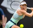 Simona Halep (30 de ani, locul 20 WTA) a învins-o pe britanica Katie Boulter (25 de ani, 141 WTA), scor 6-4, 6-1, și s-a calificat în semifinalele turneului de la Birmingham.