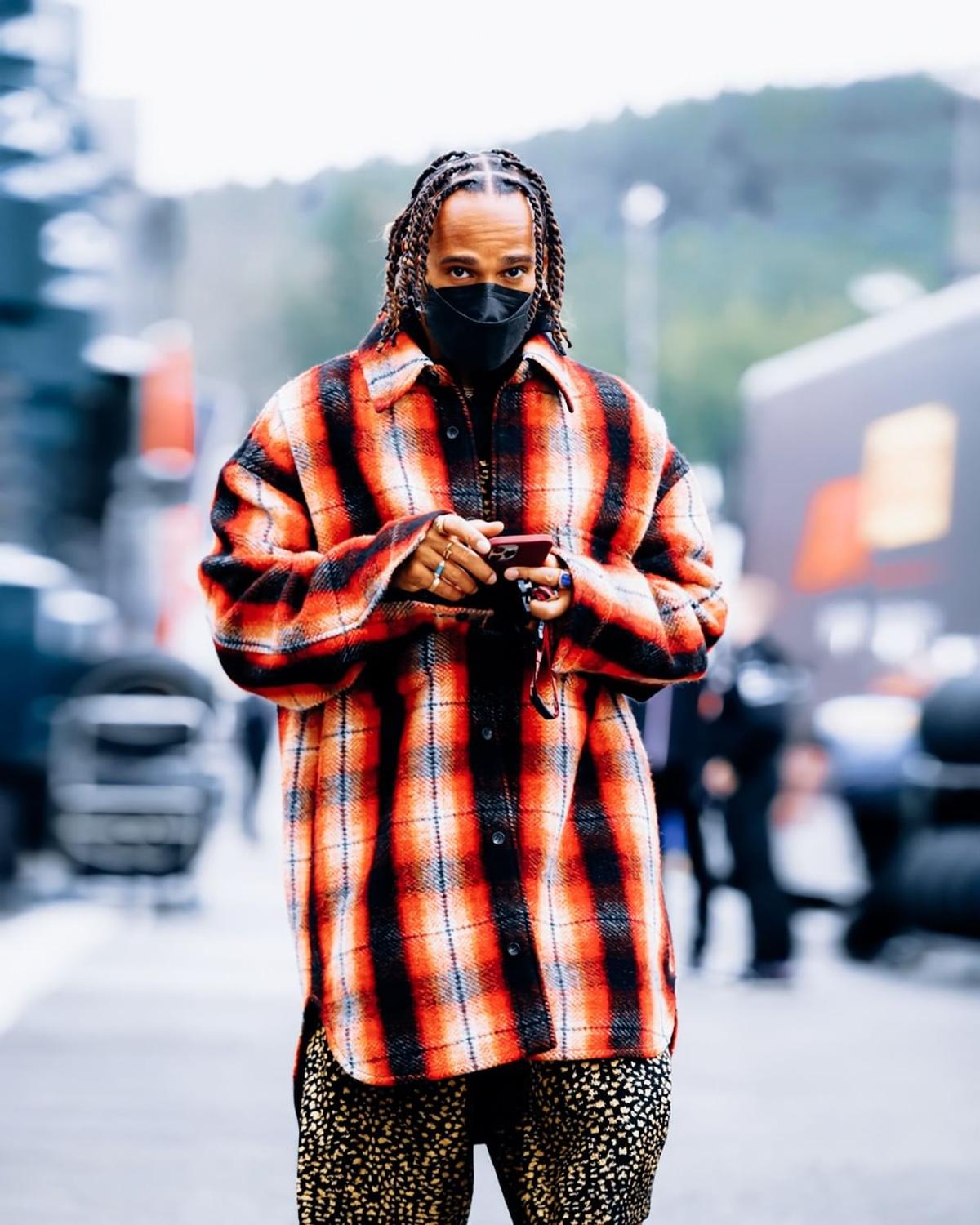 Lewis Hamilton, o nouă apariție inedită » Cum a apărut la Marele Premiu din Canada și o colecție cu cele mai inedite look-uri ale sale