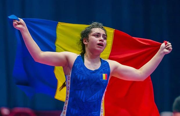 Seară memorabilă la Campionatul European de lupte U17: aur, argint și bronz pentru România!