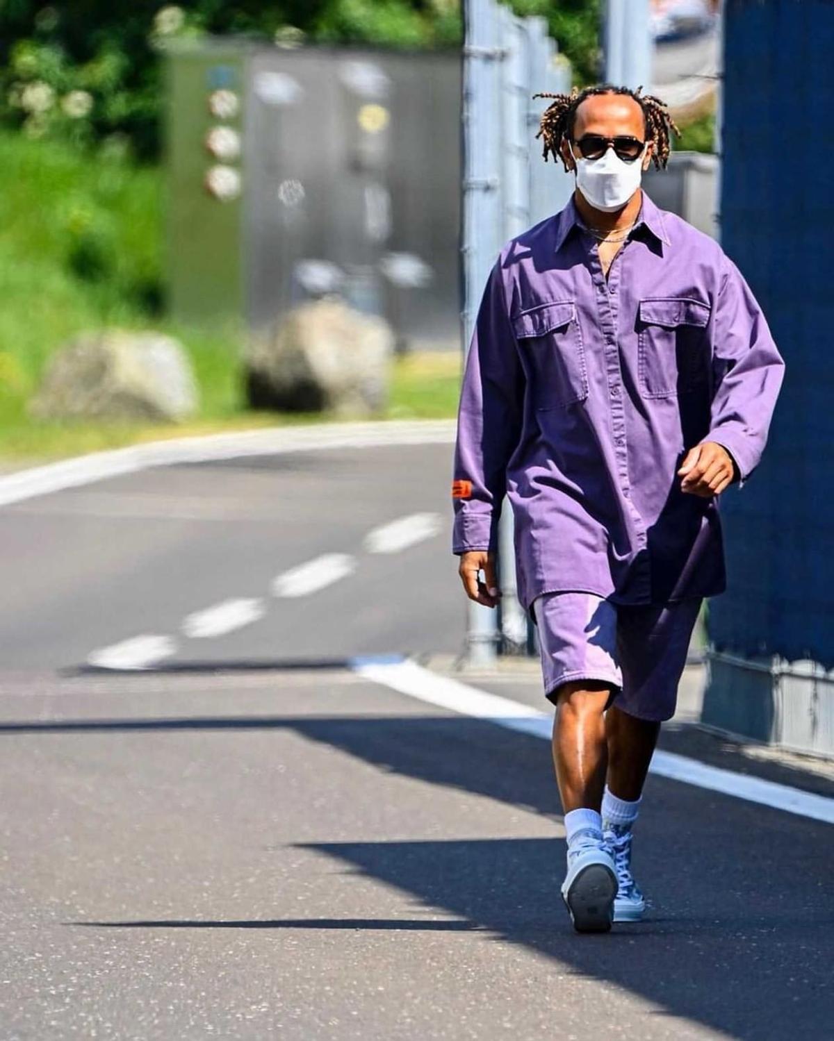 Lewis Hamilton, o nouă apariție inedită » Cum a apărut la Marele Premiu din Canada și o colecție cu cele mai inedite look-uri ale sale