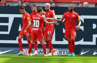 Un antrenor român, ofertat de o echipă cu 4 titluri în Bundesliga