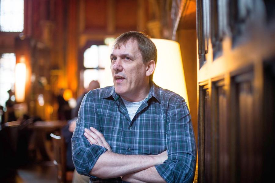 Tony Cascarino. Foto: Imago L-au lăsat pe Infantino și l-au luat pe Wenger » Legendarul atacant, intervenție directă: „M-a surprins că nu a zis nimic”