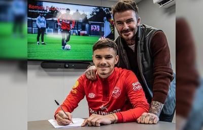 Fiul lui David Beckham, transferat definitiv de un club din Premier League