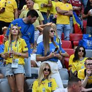 Sexysuporterele ucrainene, înmărmurite de tristețe la final / Foto: Imago