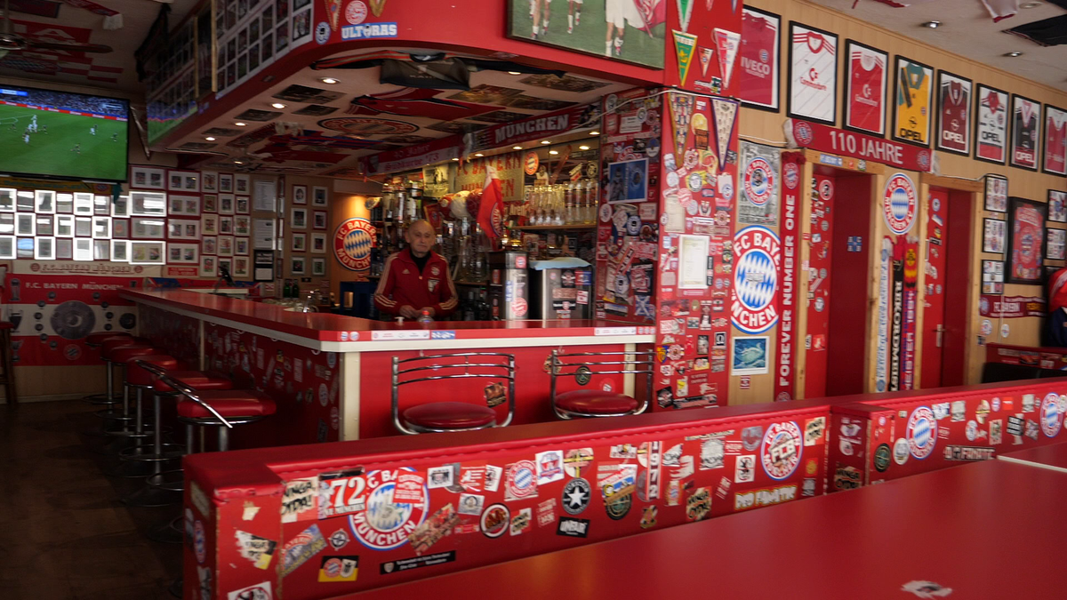 Muzeu, cult, pub, altar, piese de artă » GSP.RO vă invită în tărâmul fermecat al lui Bayern Munchen