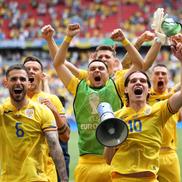 Ianis Hagi, șef de galerie după ce România a învins-o pe Ucraina / foto: Getty Images