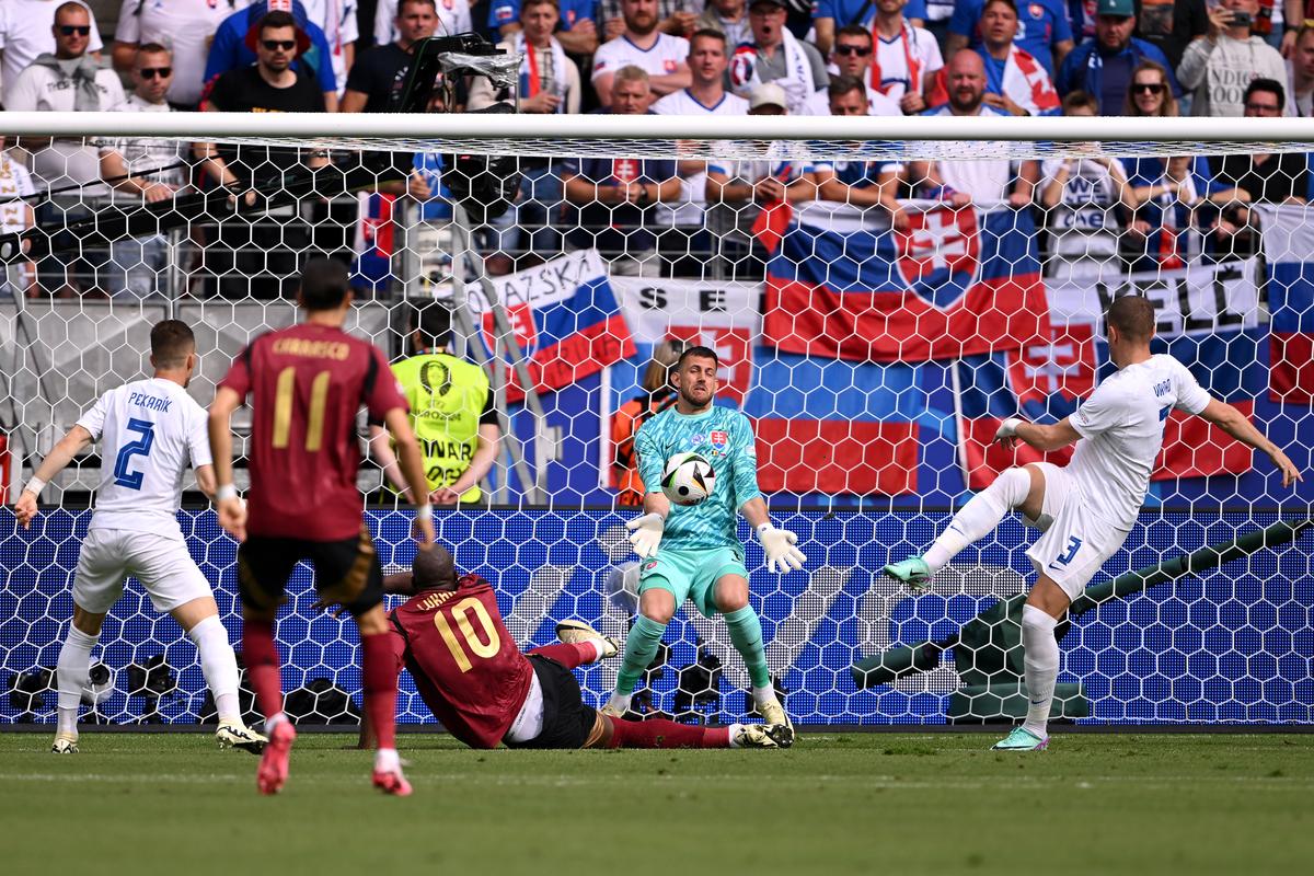 Belgia - Slovacia - 17 iunie