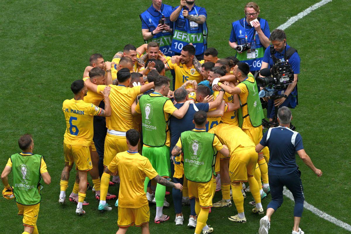 Bucurie ponderată chiar și după 3-0 cu Ucraina: „Am câștigat doar un meci. Suntem una dintre cele mai slab cotate echipe de la acest European”