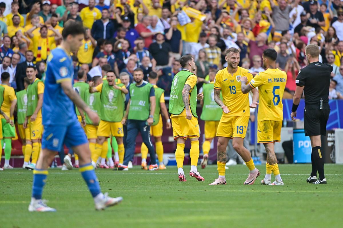 Claudiu Niculescu a dat note în direct, după România - Ucraina 3-0: „10 doar pentru el. Magistral!”